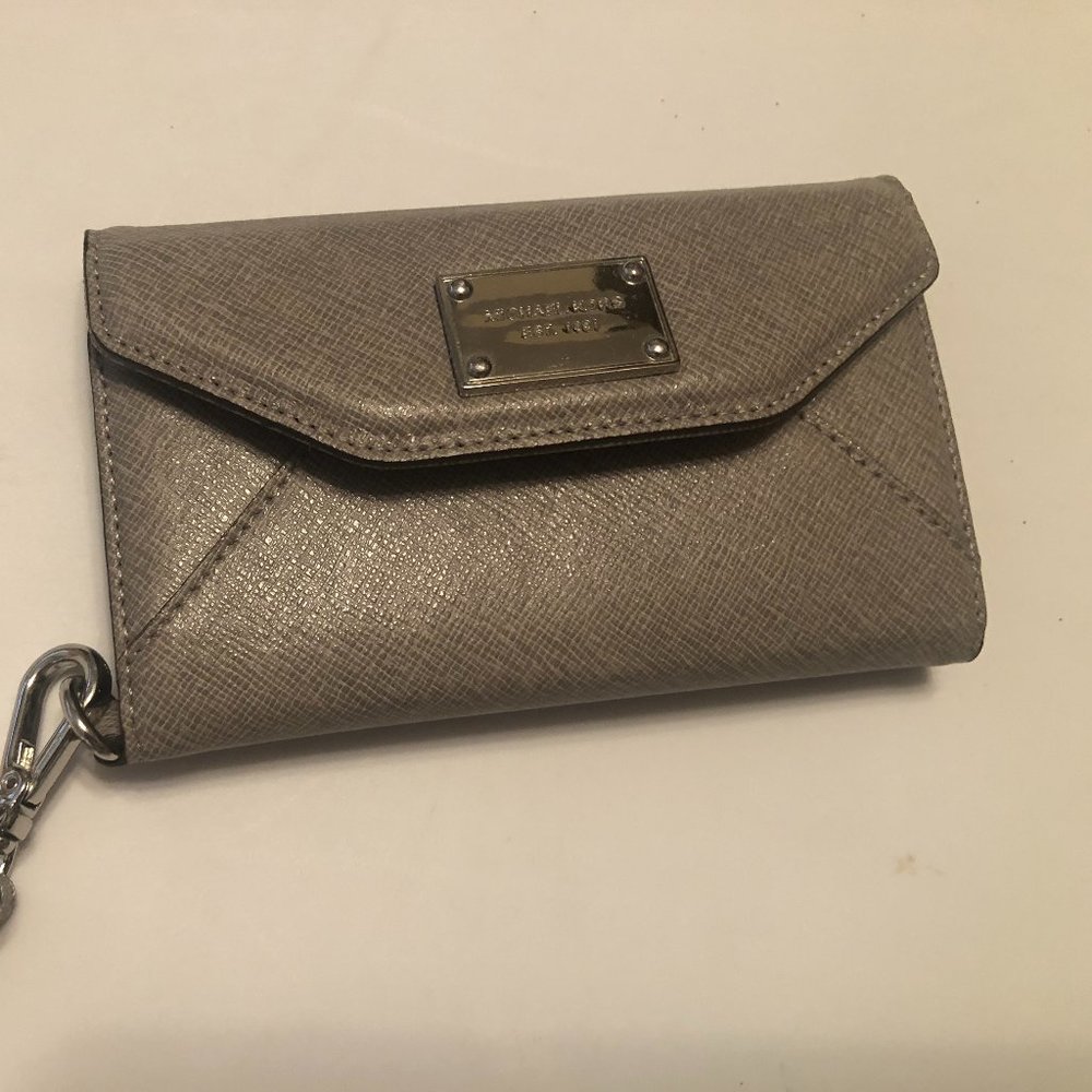 MICHAEL KORS IPHONE Case Wristlet 5 / 5S